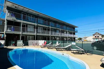Photo 2 - Seagem Motel and Apartments