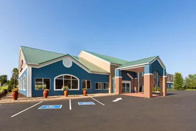 Photo 5 - AmericInn by Wyndham Grinnell