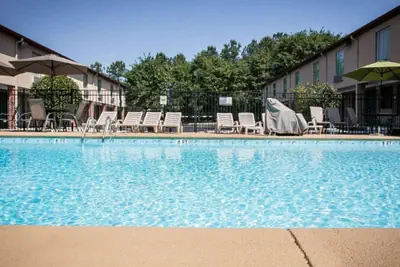 Photo 4 - Quality Inn Columbia Airport