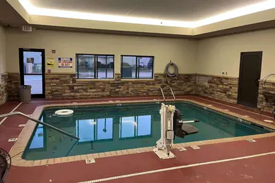 Photo 3 - Days Inn by Wyndham Coffeyville, Kansas