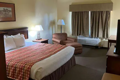 Photo 5 - Days Inn by Wyndham Coffeyville, Kansas