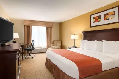 Photo 5 - Country Inn & Suites by Radisson, Savannah I-95 North, GA