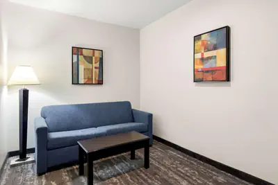 Photo 2 - Best Western Saluki Inn