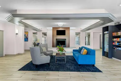 Photo 2 - Comfort Suites Denver North - Westminster