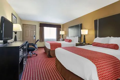 Photo 2 - Best Western Van Buren Inn