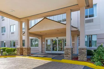 Photo 2 - Comfort Suites Raleigh Walnut Creek