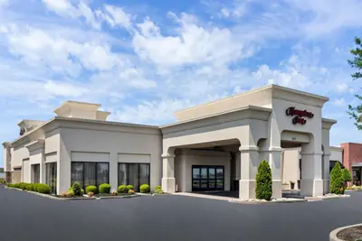 Photo 2 - Hampton Inn Blytheville