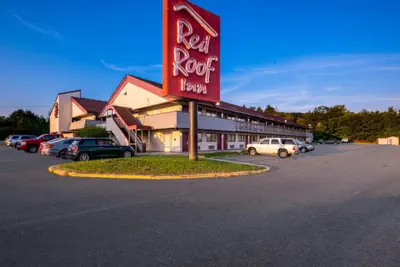 Photo 2 - Red Roof Inn Binghamton - Johnson City
