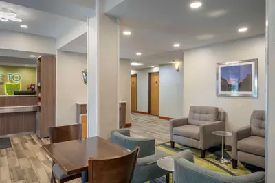 Photo 3 - Best Western St. Clairsville Inn & Suites