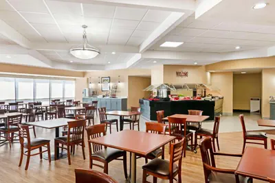 Photo 4 - Best Western Plus Kansas City Sports Complex Hotel