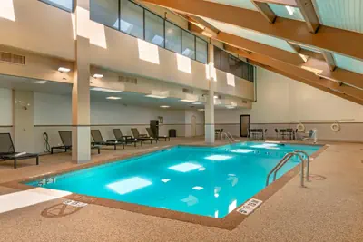 Photo 5 - Best Western Plus Kansas City Sports Complex Hotel