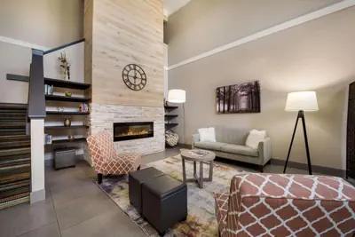 Photo 5 - Country Inn & Suites by Radisson, Freeport, IL