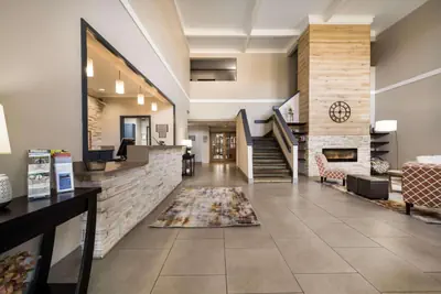 Photo 3 - Country Inn & Suites by Radisson, Freeport, IL