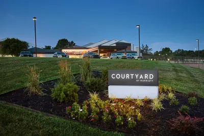 Photo 2 - Courtyard Kansas City Overland Park/Metcalf, South of College Boulevard