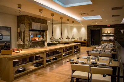 Photo 2 - DoubleTree by Hilton Wichita Airport