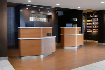 Photo 2 - Courtyard by Marriott Boulder