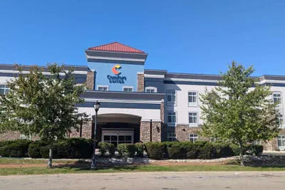 Photo 2 - Comfort Suites Troy-I75