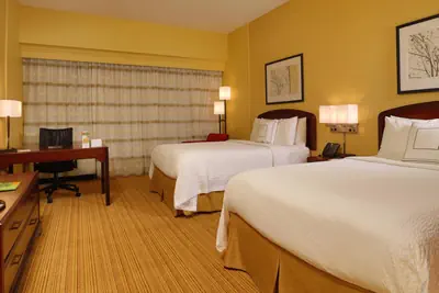 Photo 5 - Courtyard by Marriott Springfield Airport