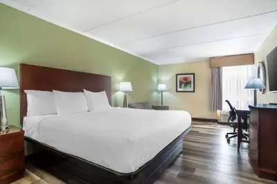Photo 3 - Best Western Charlotte-Gastonia
