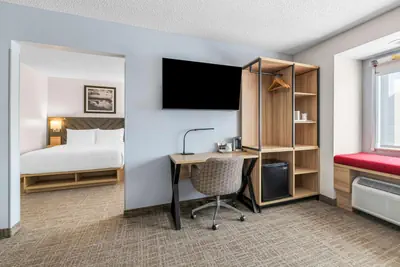 Photo 2 - Best Western Buffalo Inn & Suites