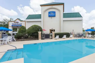 Photo 3 - Best Western Greensboro Coliseum Inn