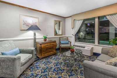 Photo 2 - Best Western Greensboro Coliseum Inn