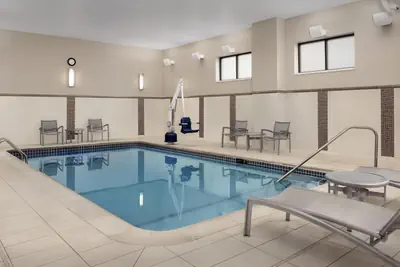 Photo 2 - Courtyard by Marriott Syracuse Downtown at Armory Square