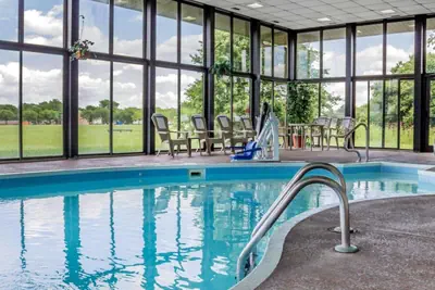 Photo 5 - Comfort Inn Maumee - Perrysburg Area
