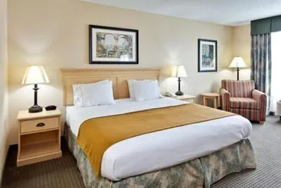 Photo 3 - Holiday Inn Express Daphne-Spanish Fort by IHG