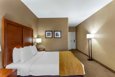 Photo 5 - Comfort Inn Gurnee near Six Flags