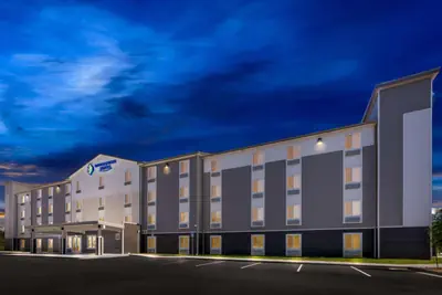 Photo 3 - WoodSpring Suites Huntsville - Research Park