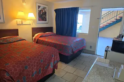Photo 2 - Carpet Inn