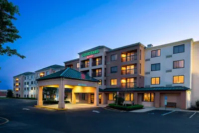 Photo 2 - Courtyard by Marriot Cranbury South Brunswick