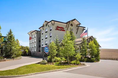 Photo 5 - Hampton Inn & Suites Silverthorne