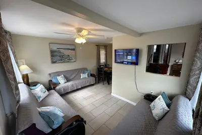 Photo 3 - Anchor Motel