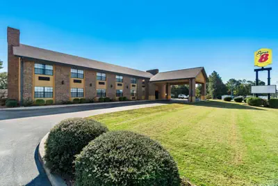 Photo 3 - Super 8 by Wyndham Paragould