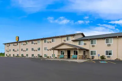 Photo 2 - Super 8 by Wyndham Council Bluffs IA Omaha NE Area