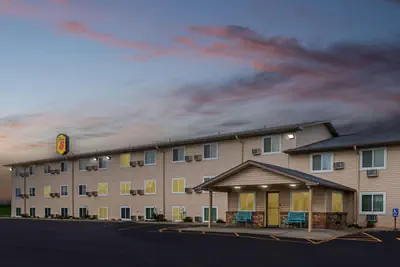 Photo 4 - Super 8 by Wyndham Council Bluffs IA Omaha NE Area