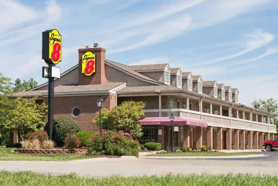Photo 2 - Red Roof Inn & Suites Marysville