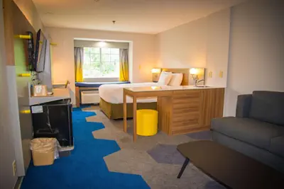 Photo 4 - Microtel Inn & Suites by Wyndham Daphne