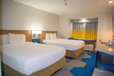 Photo 3 - Microtel Inn & Suites by Wyndham Daphne
