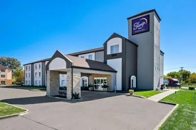 Photo 2 - Sleep Inn Springfield West