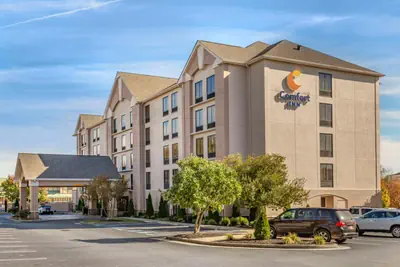 Photo 3 - Comfort Inn Greensboro - Kernersville