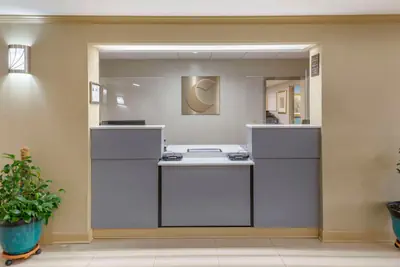 Photo 4 - Comfort Inn Greensboro - Kernersville