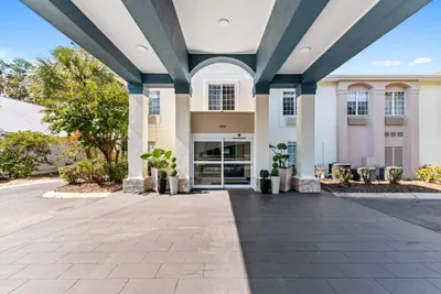 Photo 4 - Holiday Inn Express Saint Simons Island by IHG