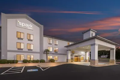 Photo 2 - Spark by Hilton Tuscaloosa University