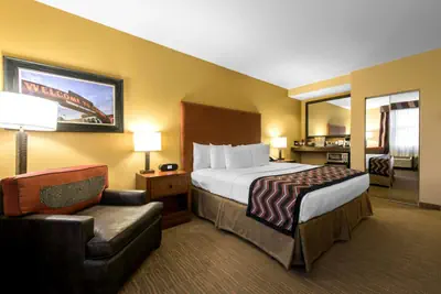 Photo 4 - The Golden Hotel, an Ascend Collection Hotel