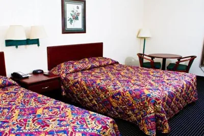 Photo 2 - Country Hearth Inn-Union City
