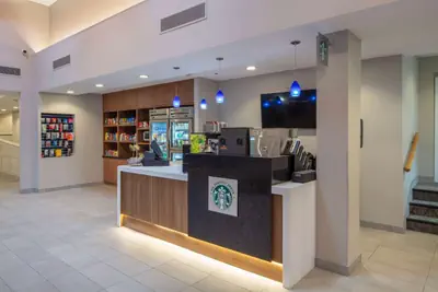Photo 4 - Collegian Hotel & Suites, Trademark Collection by Wyndham