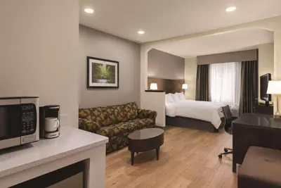Photo 5 - Radisson Hotel & Conference Center Rockford